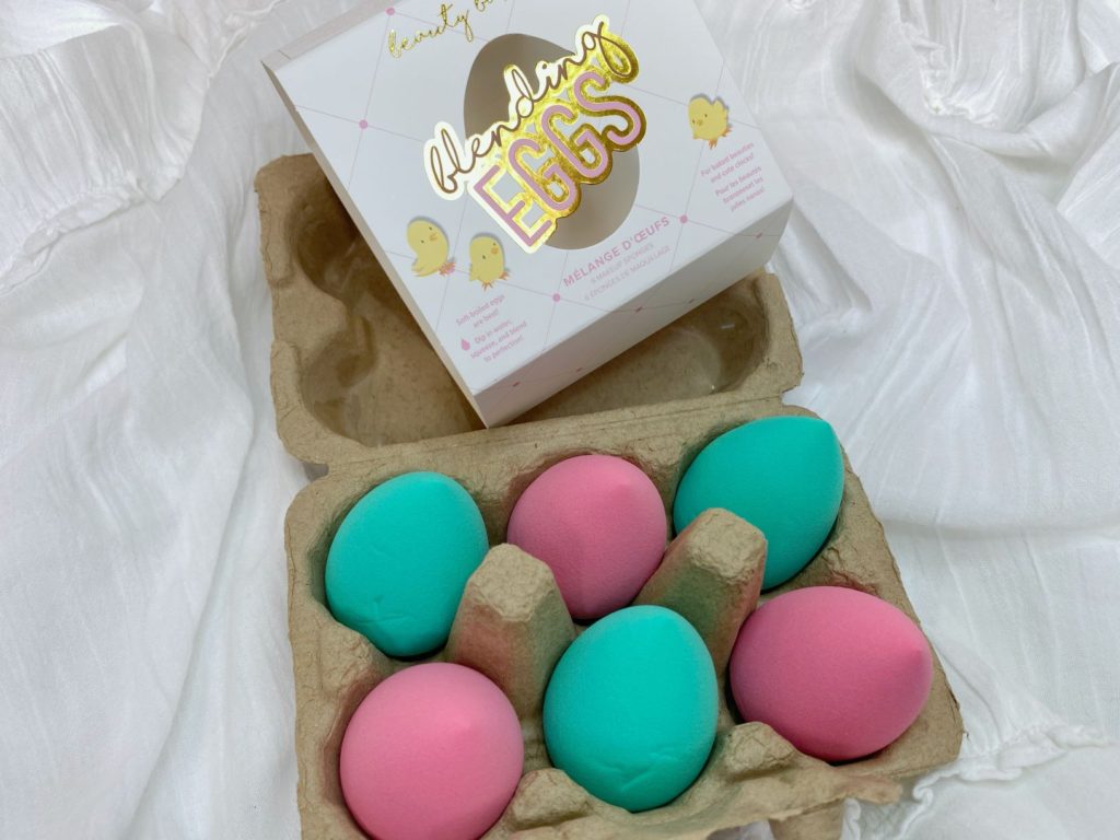 March 2021 Luxe Beauty Bakerie Blending Egg Beauty Sponges Open